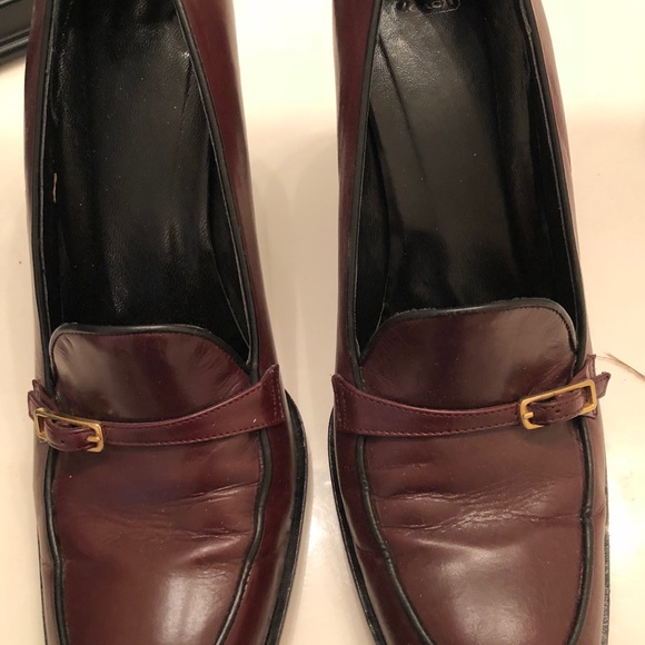 Coach Heels - Picture 2 of 2